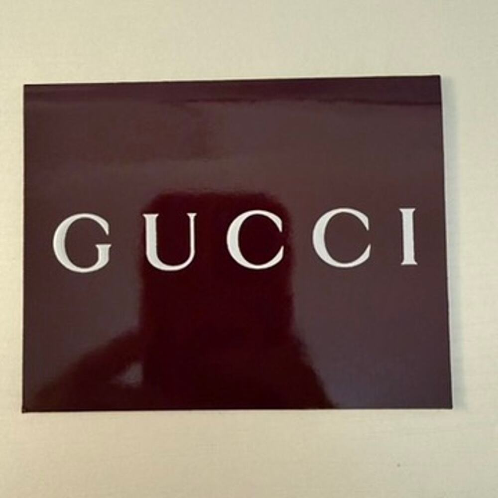 Gucci Burgundy Glossy Gift Envelope Card Holder White Logo 3.5 x 5 in